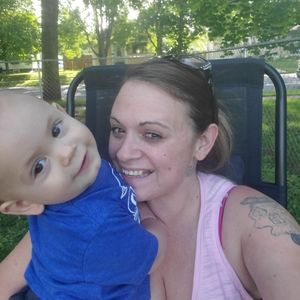 Meet your Posher, Crystal